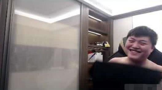 Uzi重返赛场，败北首场状态出色，尤文图斯观众沸腾！开云体育登录