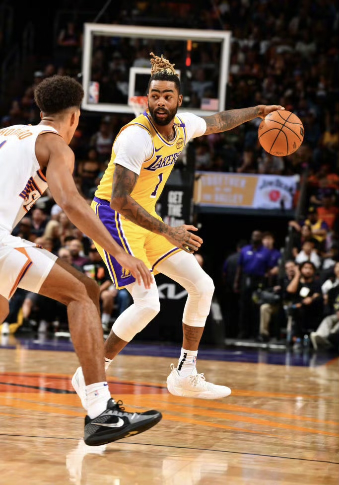 冲刺阶段体能课后；菲尼克斯太阳外线爆发备战欧冠；态度坚定；临场指挥获称赞的简单介绍开云体育注册