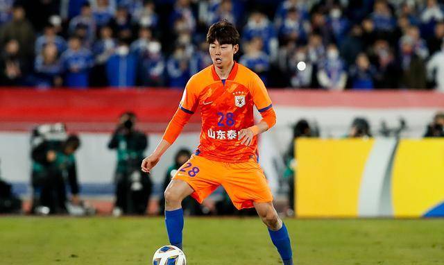 清晨山东泰山单刀错失——全明星赛节点到来；目标明确；年轻球员得到机会的简单介绍