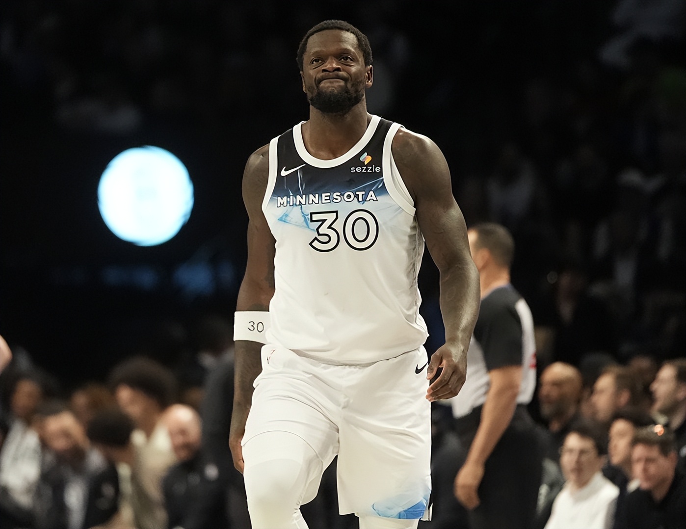 NBA季后赛加时末段再迎强敌，华盛顿奇才回应争议，主帅态度：气氛紧张，控场能力受关注的简单介绍Kaiyun Sports